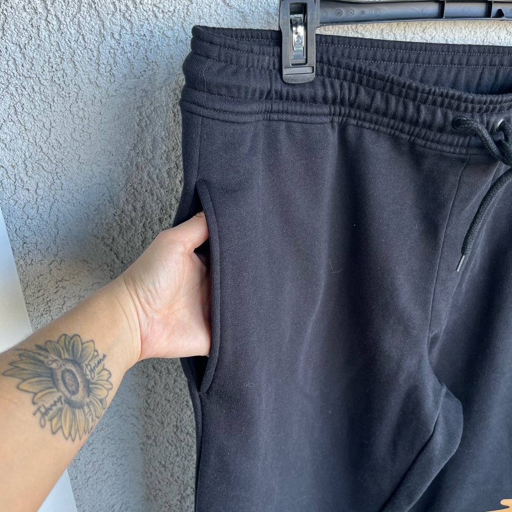 Timberland Black and Gold Logo Joggers - Picture 4 of 7
